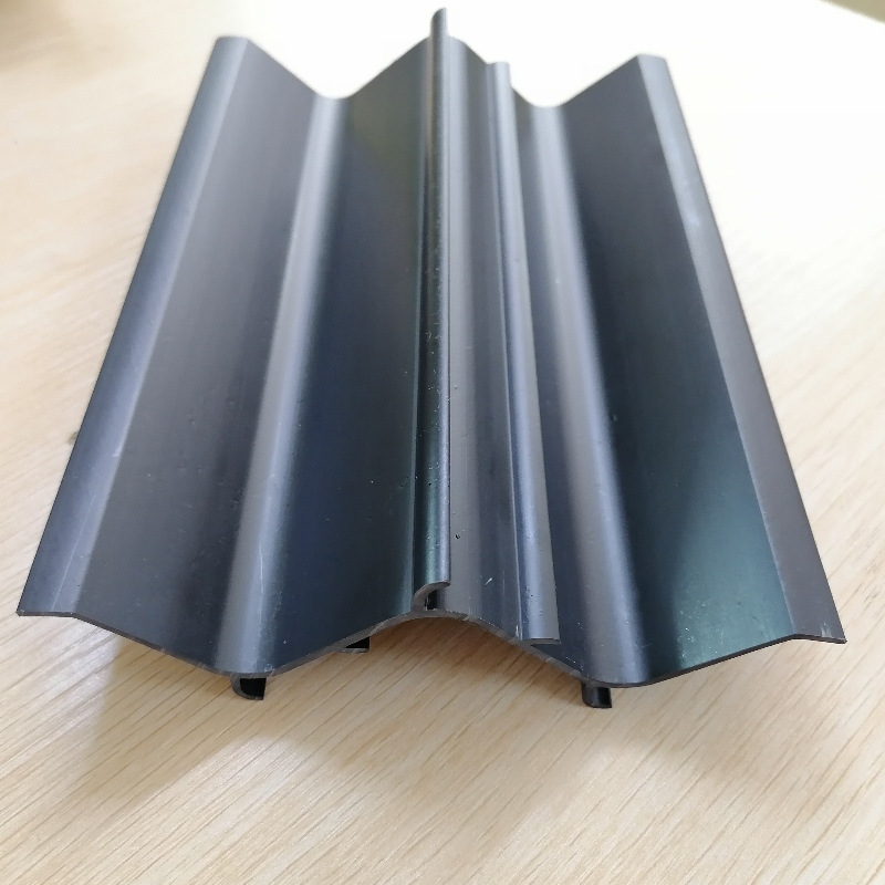 Προσαρμοσμένα προφίλ PVC απορρυπαντικά για το προφίλ διαχωρισμού σταγονιδίων ψύξης για τον εξαερισμό
